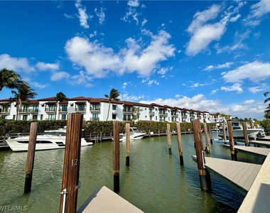 1435 Curlew Avenue - Photo Thumbnail 11