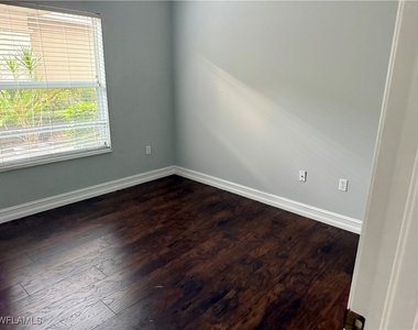 8153 Sanctuary Drive - Photo Thumbnail 13
