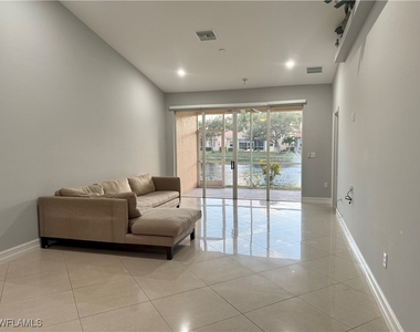 8153 Sanctuary Drive - Photo Thumbnail 4