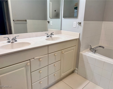 8153 Sanctuary Drive - Photo Thumbnail 11