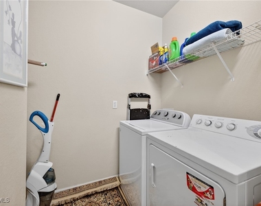 9601 Spanish Moss Way - Photo Thumbnail 18