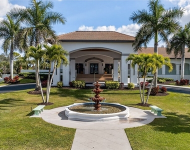 9601 Spanish Moss Way - Photo Thumbnail 23