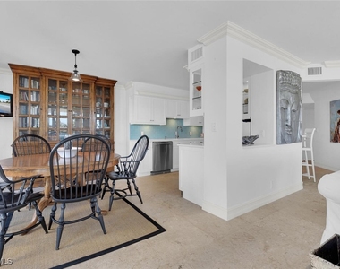 4901 Gulf Shore Boulevard N - Photo Thumbnail 17