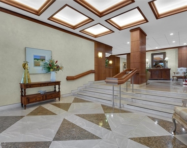 4901 Gulf Shore Boulevard N - Photo Thumbnail 32