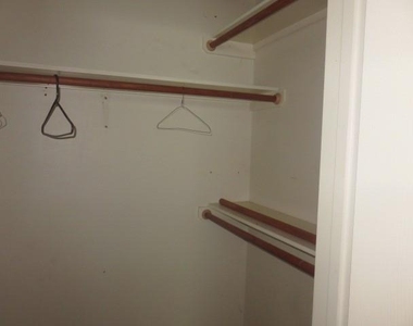 8811 Burford Lane - Photo Thumbnail 17