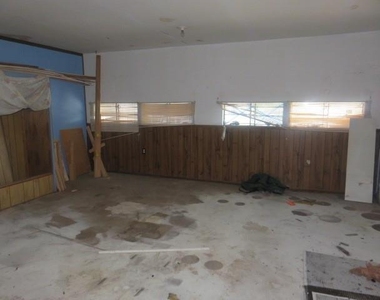 8811 Burford Lane - Photo Thumbnail 19