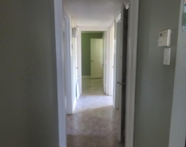 8811 Burford Lane - Photo Thumbnail 10