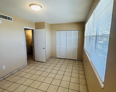 8401 N Atlantic Avenue - Photo Thumbnail 11