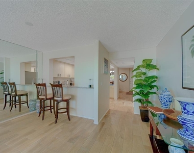 17900 Gulf Boulevard - Photo Thumbnail 7