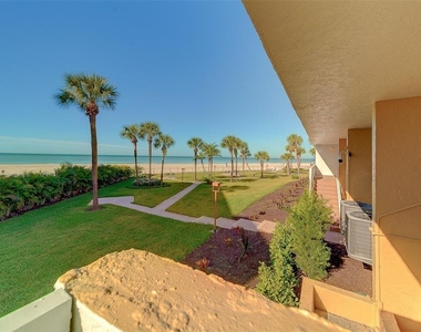 17900 Gulf Boulevard - Photo Thumbnail 12