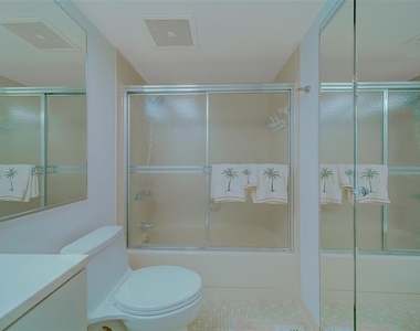 17900 Gulf Boulevard - Photo Thumbnail 28