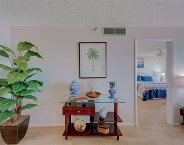 17900 Gulf Boulevard - Photo Thumbnail 9