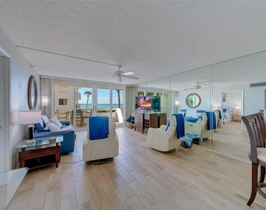 17900 Gulf Boulevard - Photo Thumbnail 5