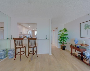 17900 Gulf Boulevard - Photo Thumbnail 8