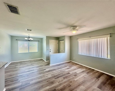 7903 Waterview Way - Photo Thumbnail 5