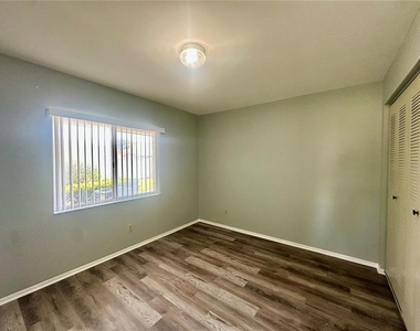 7903 Waterview Way - Photo Thumbnail 19