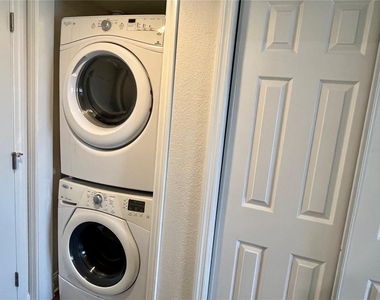 2100 N Peninsula Avenue - Photo Thumbnail 25