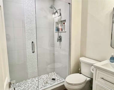 2100 N Peninsula Avenue - Photo Thumbnail 22