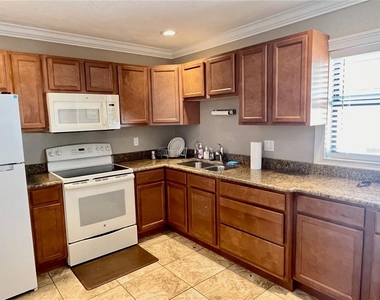 2100 N Peninsula Avenue - Photo Thumbnail 41
