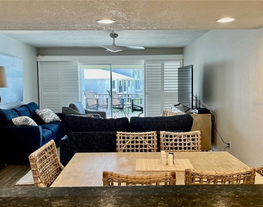 2100 N Peninsula Avenue - Photo Thumbnail 11