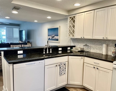 2100 N Peninsula Avenue - Photo Thumbnail 15