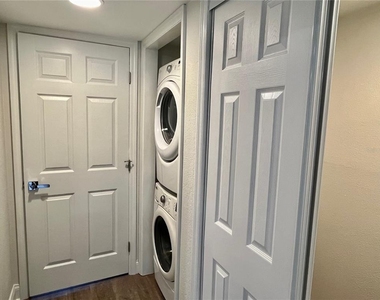 2100 N Peninsula Avenue - Photo Thumbnail 26
