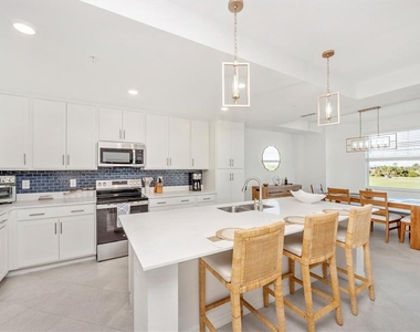 17625 Opal Sand Drive - Photo Thumbnail 5