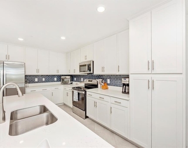 17625 Opal Sand Drive - Photo Thumbnail 3