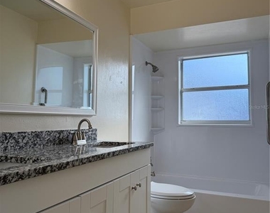 822 S Lone Oak Drive - Photo Thumbnail 5
