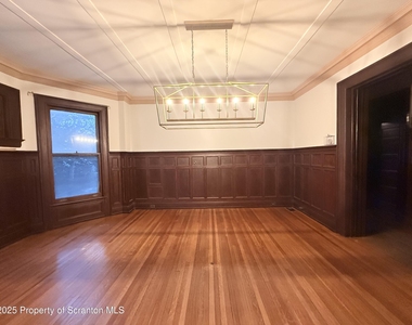 629 Clay Avenue - Photo Thumbnail 3