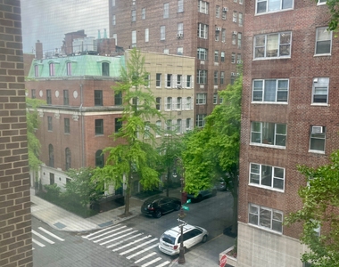 20 Beekman Place, 5E - Photo Thumbnail 1