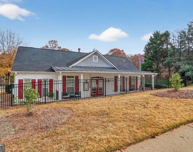 230 Valley Crossing - Photo Thumbnail 17