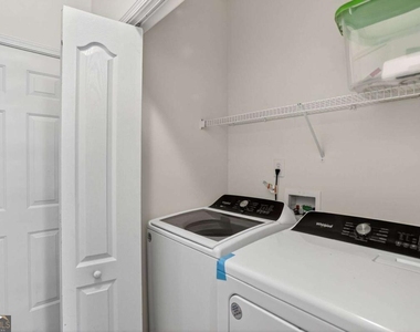 230 Valley Crossing - Photo Thumbnail 7