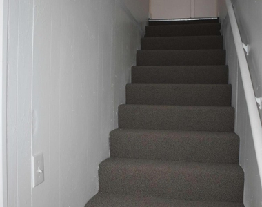 1156 Triple Hill Drive - Photo Thumbnail 4