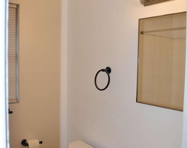 1156 Triple Hill Drive - Photo Thumbnail 7