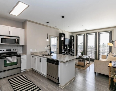 1000 Ashwood Parkway - Photo Thumbnail 1