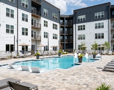 1000 Rea Drive - Photo Thumbnail 30