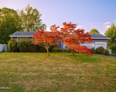 872 Red Oaks Drive - Photo Thumbnail 20