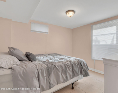 872 Red Oaks Drive - Photo Thumbnail 15