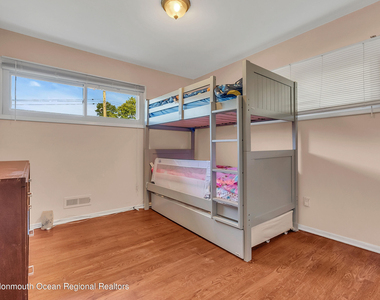 872 Red Oaks Drive - Photo Thumbnail 10