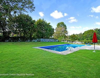 872 Red Oaks Drive - Photo Thumbnail 18