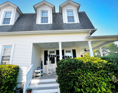 327 Woodland Avenue - Photo Thumbnail 5