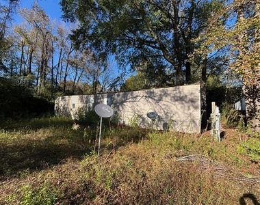 1233 Suncrest Circle - Photo Thumbnail 3