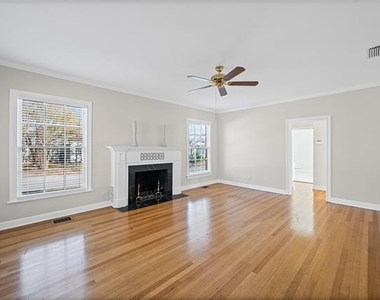 1919 N 7th Street - Photo Thumbnail 5