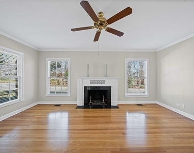 1919 N 7th Street - Photo Thumbnail 6