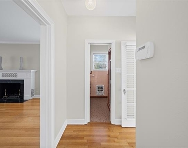 1919 N 7th Street - Photo Thumbnail 17