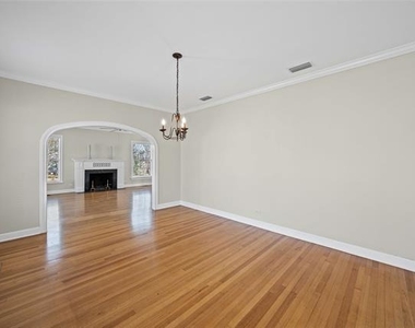 1919 N 7th Street - Photo Thumbnail 9