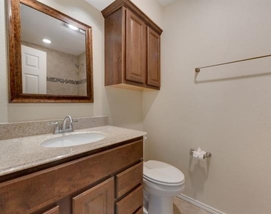 8404 Forest Lane - Photo Thumbnail 9
