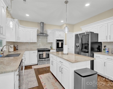 8534 Headford Road - Photo Thumbnail 42