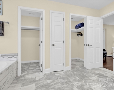 8534 Headford Road - Photo Thumbnail 18